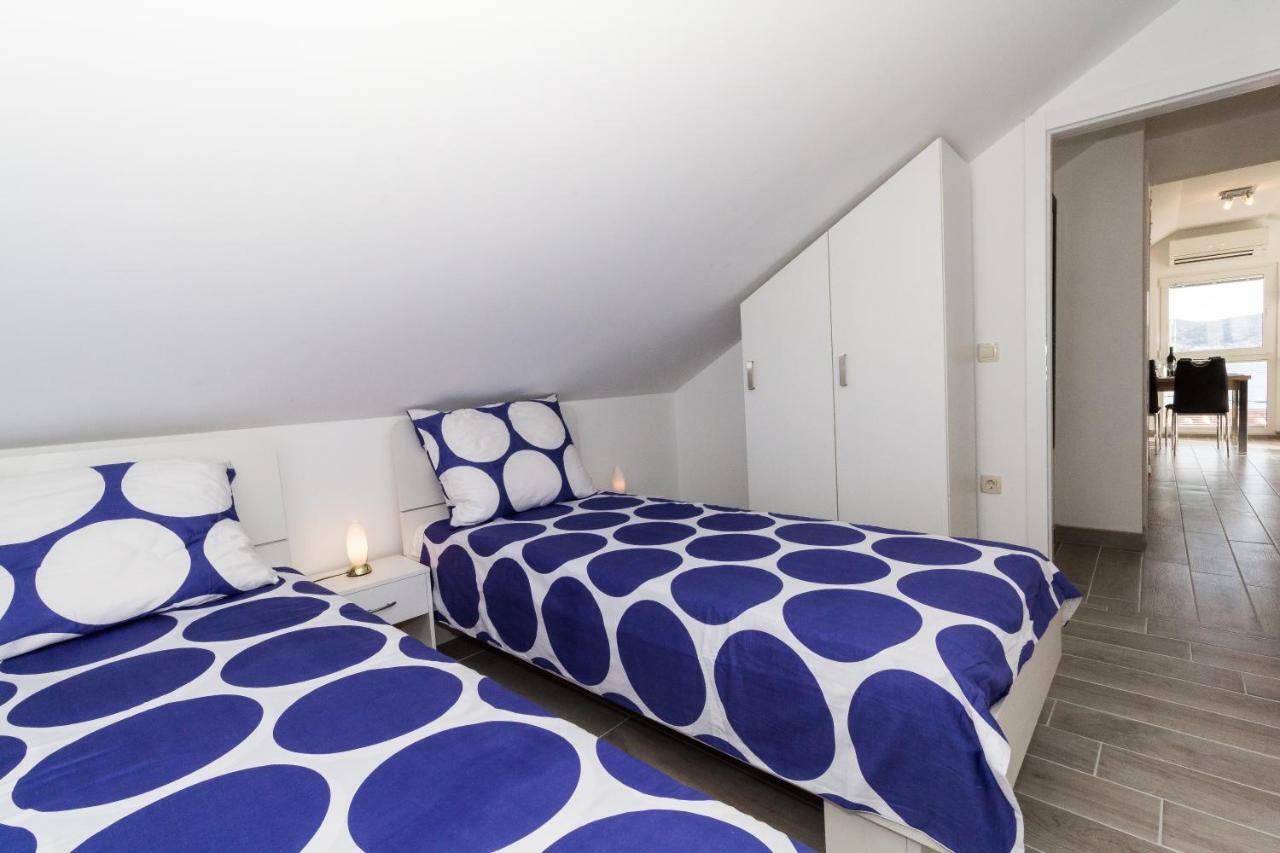 New Apartment Joly Sea View ビオグラード・ナ・モル エクステリア 写真