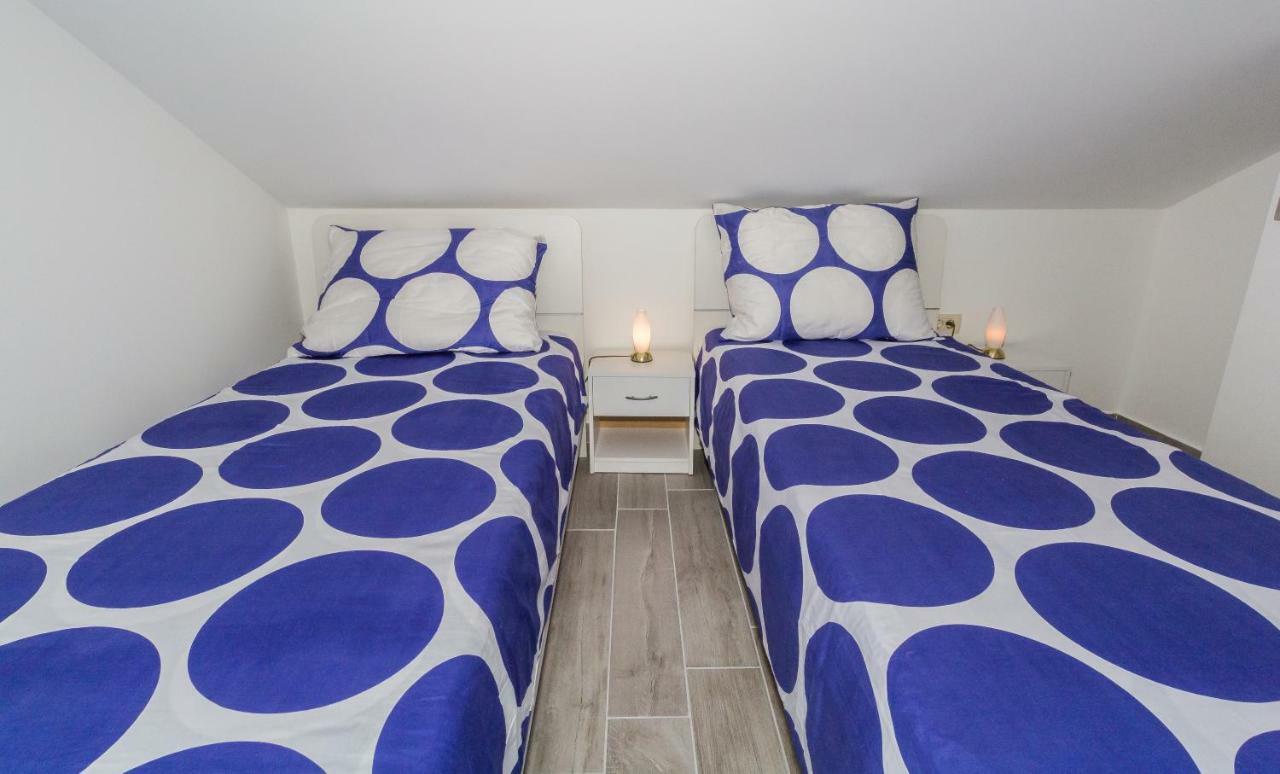 New Apartment Joly Sea View ビオグラード・ナ・モル エクステリア 写真