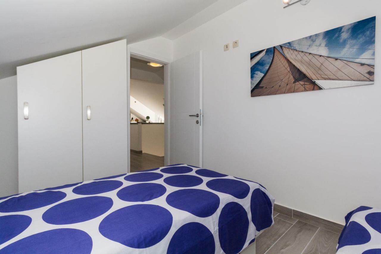 New Apartment Joly Sea View ビオグラード・ナ・モル エクステリア 写真