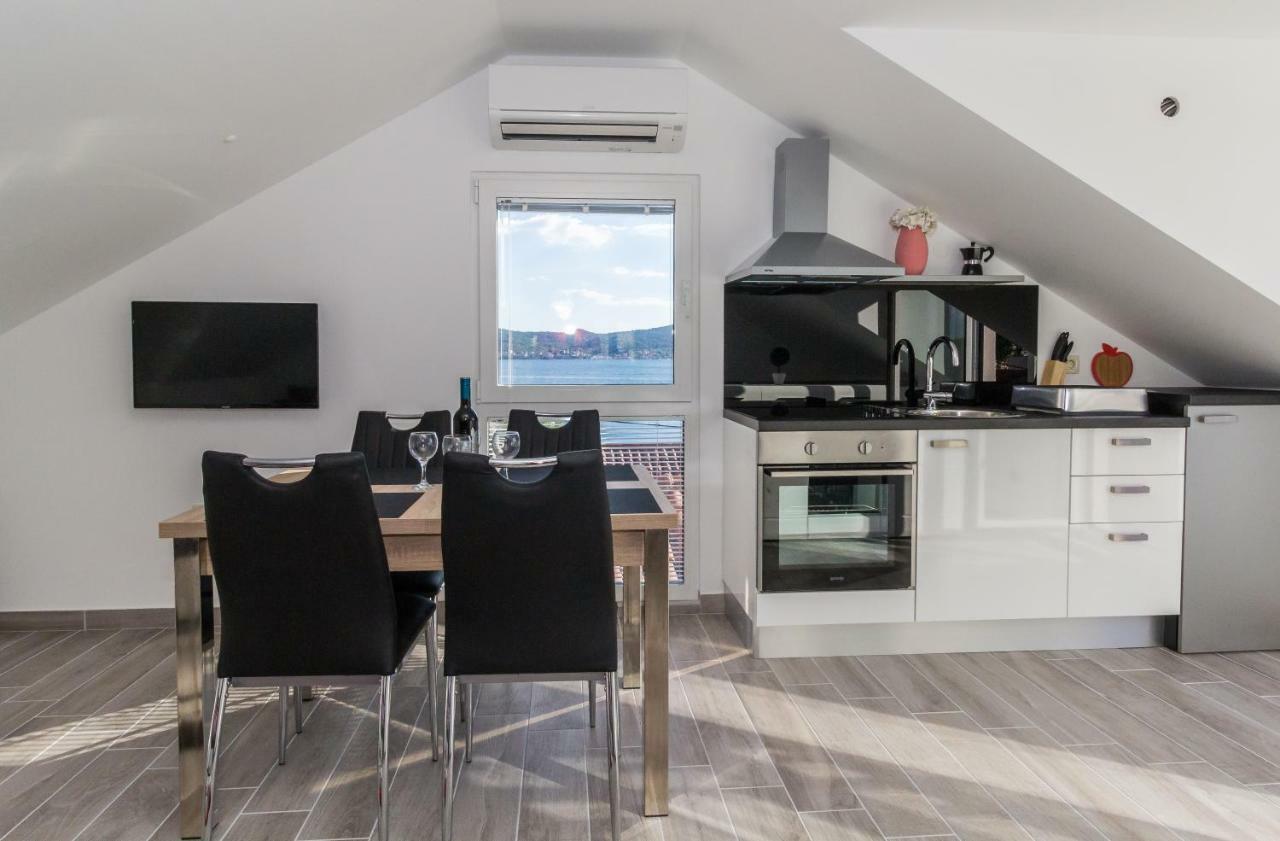 New Apartment Joly Sea View ビオグラード・ナ・モル エクステリア 写真