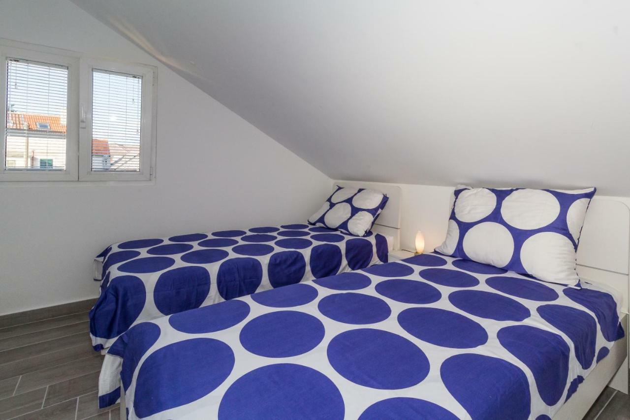 New Apartment Joly Sea View ビオグラード・ナ・モル エクステリア 写真