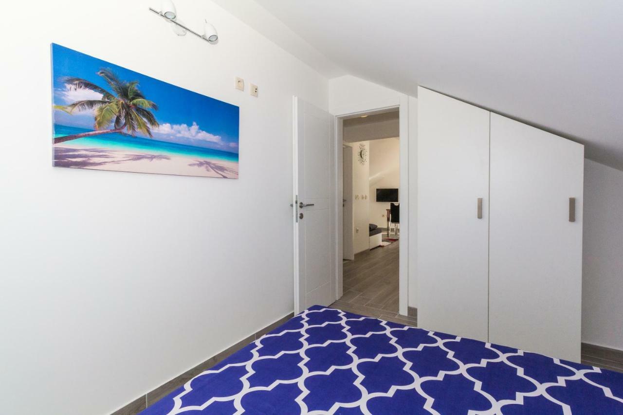 New Apartment Joly Sea View ビオグラード・ナ・モル エクステリア 写真