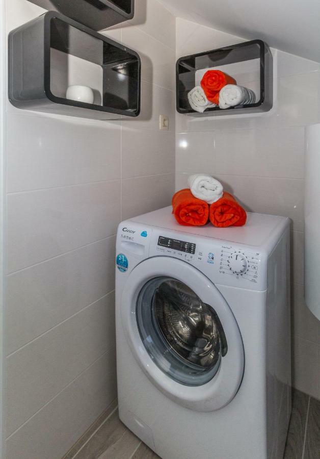 New Apartment Joly Sea View ビオグラード・ナ・モル エクステリア 写真